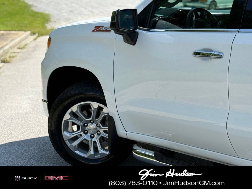 Certified 2023 Chevrolet Silverado 1500 LTZ w/ LTZ Premium Package AWD/4WD image 9