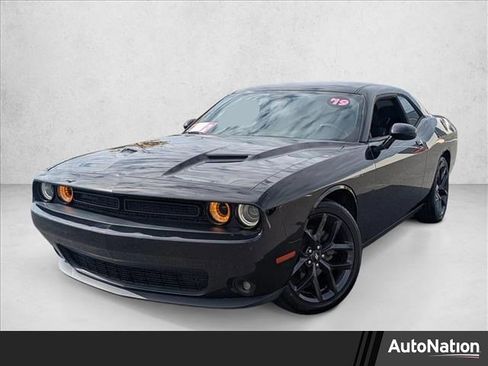 Used 2019 Dodge Challenger SXT w/ Blacktop Package image 1