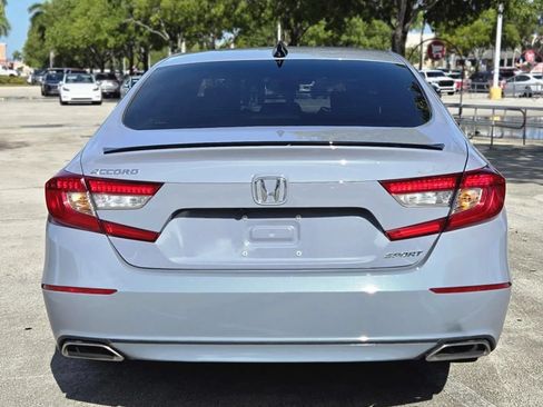 Used 2022 Honda Accord Sport image 9