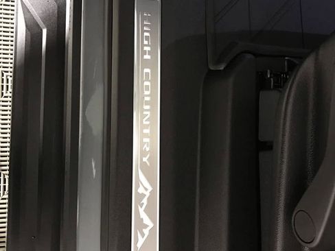 New 2026 Chevrolet Suburban High Country w/ Sun And Tow Package image 17