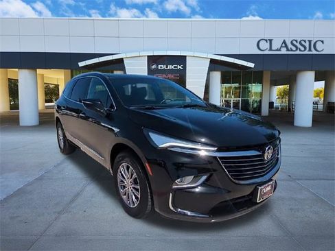 Used 2024 Buick Enclave Premium image 2