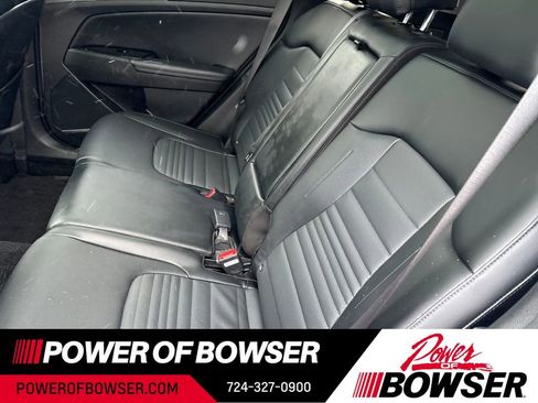 Used 2023 Kia Sportage SX image 18