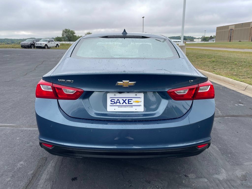 Used 2024 Chevrolet Malibu LT FWD image 4