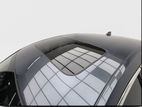 Used 2024 Honda Accord EX-L image 11