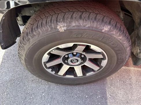 Used 2023 Toyota 4Runner TRD Off-Road Premium w/ Off Road Premium Plus Package AWD/4WD image 10