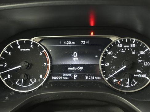 Used 2021 Nissan Rogue S FWD image 10