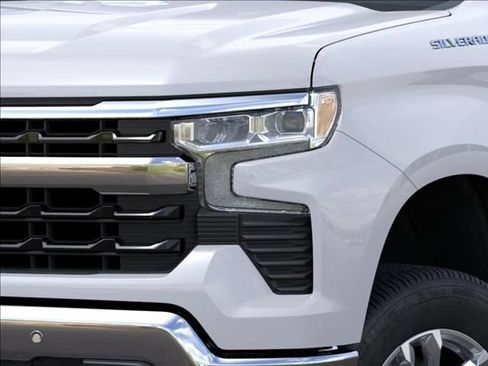 New 2026 Chevrolet Silverado 1500 LT w/ Safety Package RWD image 10