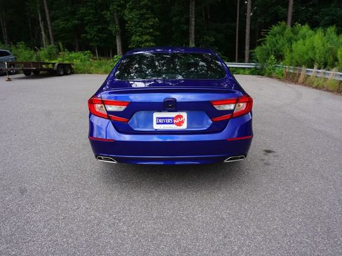 Used 2018 Honda Accord Sport image 18