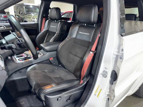 Used 2020 Jeep Grand Cherokee Trackhawk w/ Trailer Tow Group IV image 9