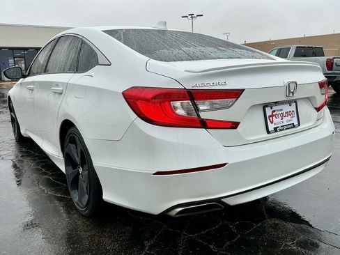 Used 2018 Honda Accord Sport image 13