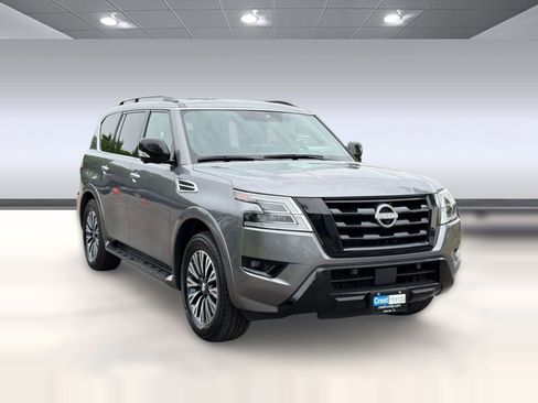 Used 2023 Nissan Armada SL w/ Midnight Edition Package AWD/4WD image 7