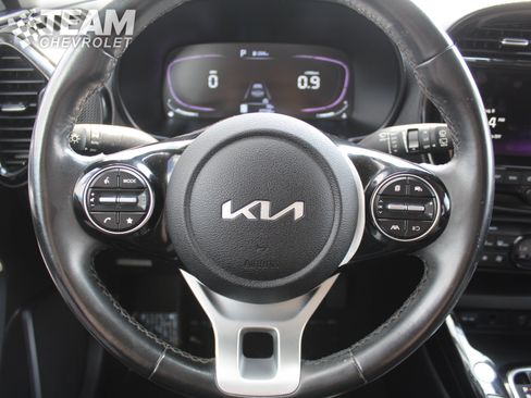 Used 2023 Kia Soul EX FWD image 14