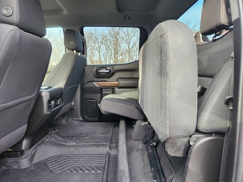 Used 2022 Chevrolet Silverado 1500 LT Trail Boss w/ Safety Package AWD/4WD image 27