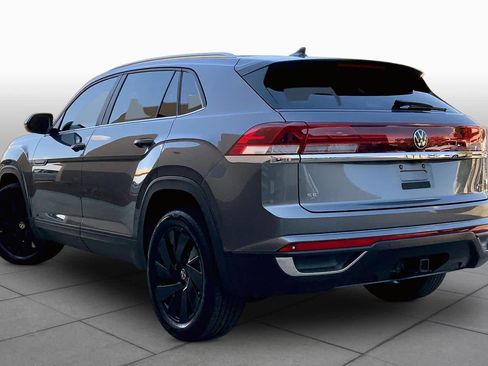 Used 2024 Volkswagen Atlas Cross Sport SE w/ Black Wheel Package AWD/4WD image 12