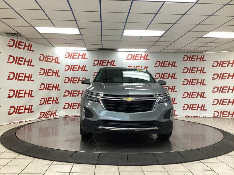 Used 2023 Chevrolet Equinox LT AWD/4WD image 2