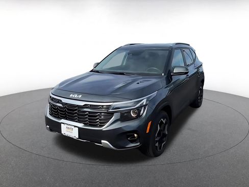 Used 2025 Kia Seltos S image 7