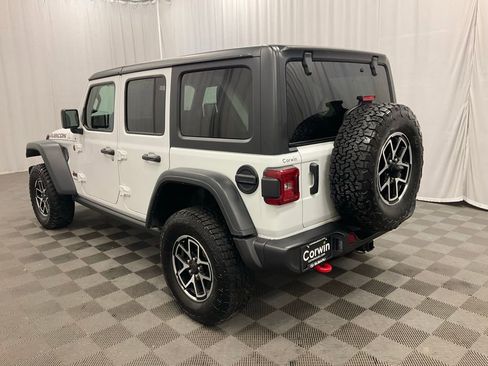 Used 2024 Jeep Wrangler Unlimited Rubicon AWD/4WD image 7