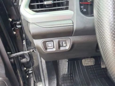 Used 2023 GMC Acadia SLE w/ Infotainment Package AWD/4WD image 20