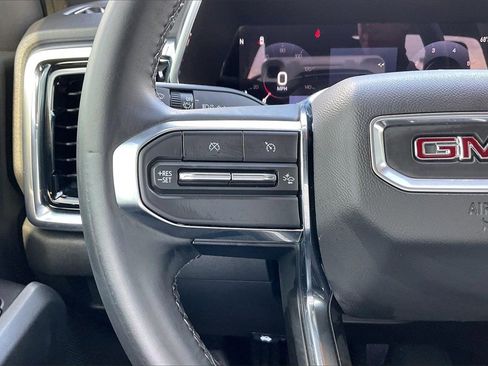 Used 2025 GMC Canyon Elevation w/ Convenience Package image 10