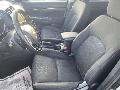 Used 2021 Mitsubishi Outlander Sport SE image 10