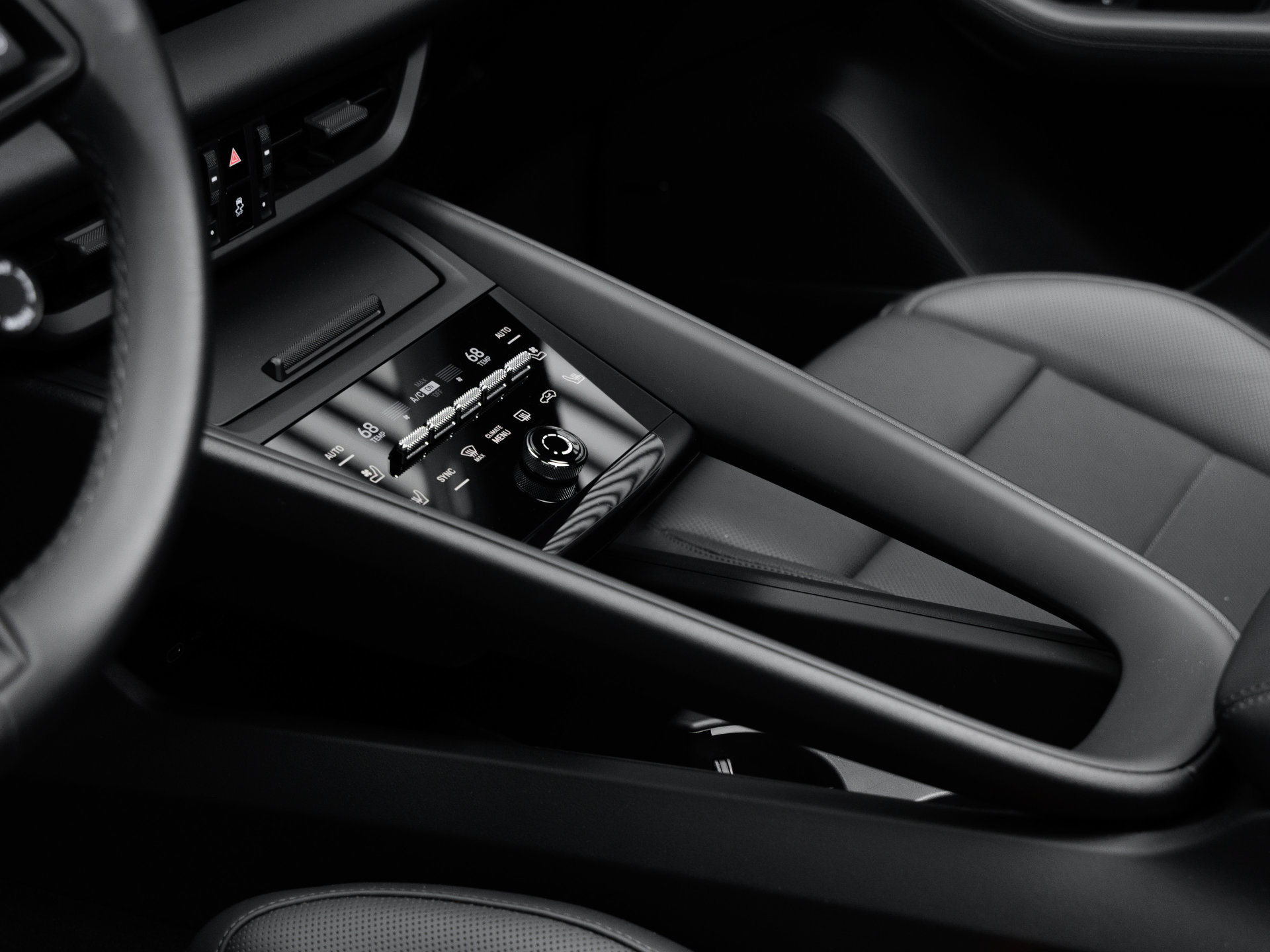 Certified 2025 Porsche Macan Electric RWD image 24
