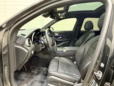 Used 2022 Mercedes-Benz GLC 300 image 26