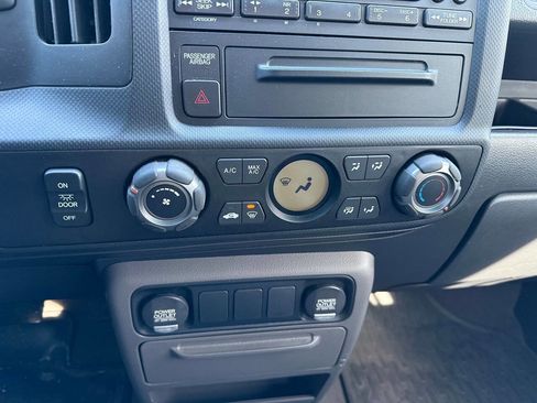 Used 2010 Honda Ridgeline RT image 17