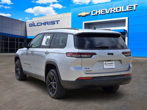 Used 2024 Jeep Grand Cherokee L Laredo AWD/4WD image 6