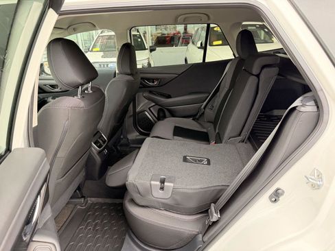 Certified 2025 Subaru Outback Premium image 27