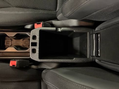Used 2023 Jeep Renegade Altitude AWD/4WD image 27