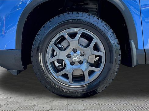Certified 2025 Honda Pilot TrailSport image 35