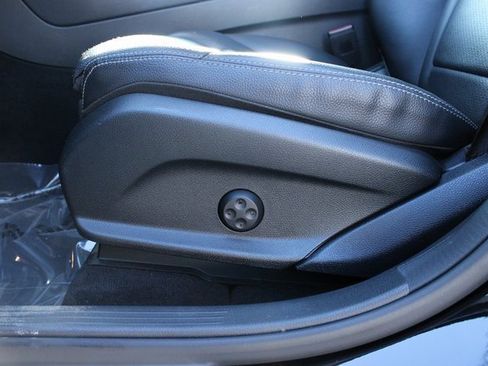 Used 2022 Mercedes-Benz GLC 300 4MATIC image 14