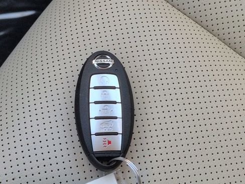 Used 2020 Nissan Murano SL FWD image 32