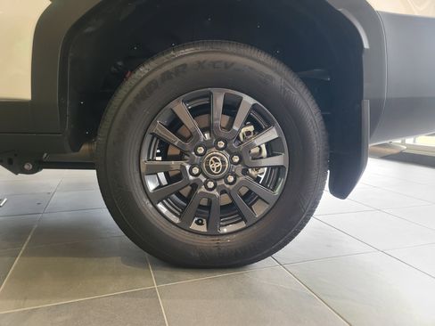 Used 2025 Toyota Land Cruiser 1958 image 10