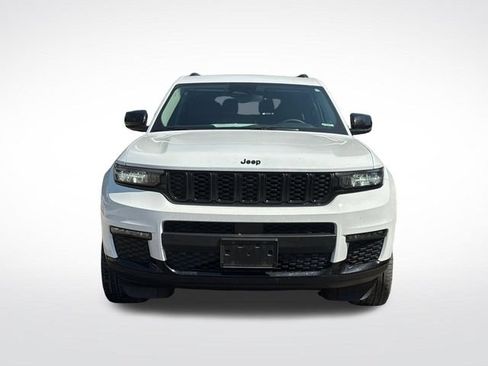 Used 2023 Jeep Grand Cherokee L Limited w/ Black Appearance Package AWD/4WD image 10