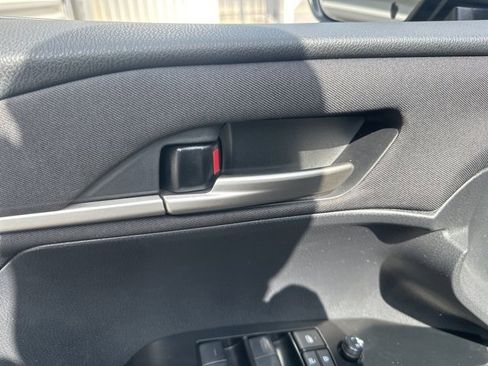 Used 2025 Toyota Camry LE image 11