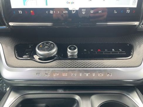 New 2025 Ford Expedition Max Platinum w/ Stealth Performance Package image 87