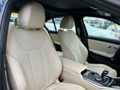 Used 2021 BMW 330i xDrive Sedan w/ Convenience Package image 20