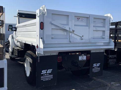New 2026 Ford F650 2WD Regular Cab Super Duty image 4