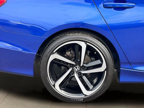 Used 2018 Honda Accord Sport image 38