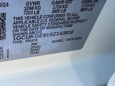 Certified 2025 Chevrolet Silverado 1500 LTZ AWD/4WD image 26