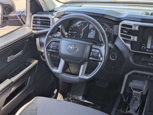 Used 2022 Toyota Tundra SR5 w/ Convenience Package RWD image 12