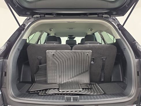 Certified 2026 Kia Sorento LX FWD image 32