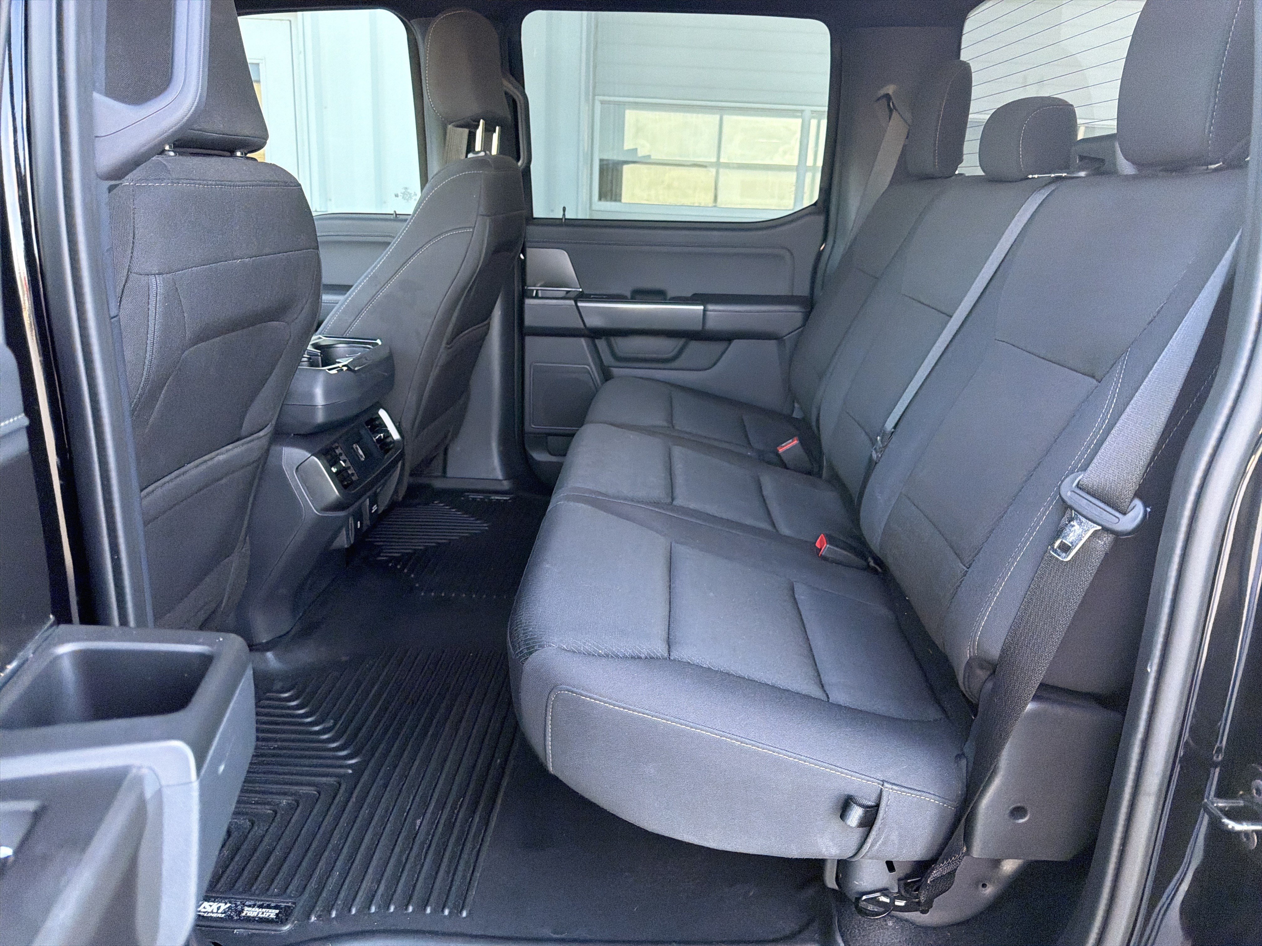 Used 2024 Ford F150 XLT w/ XLT Black Appearance Package AWD/4WD image 24