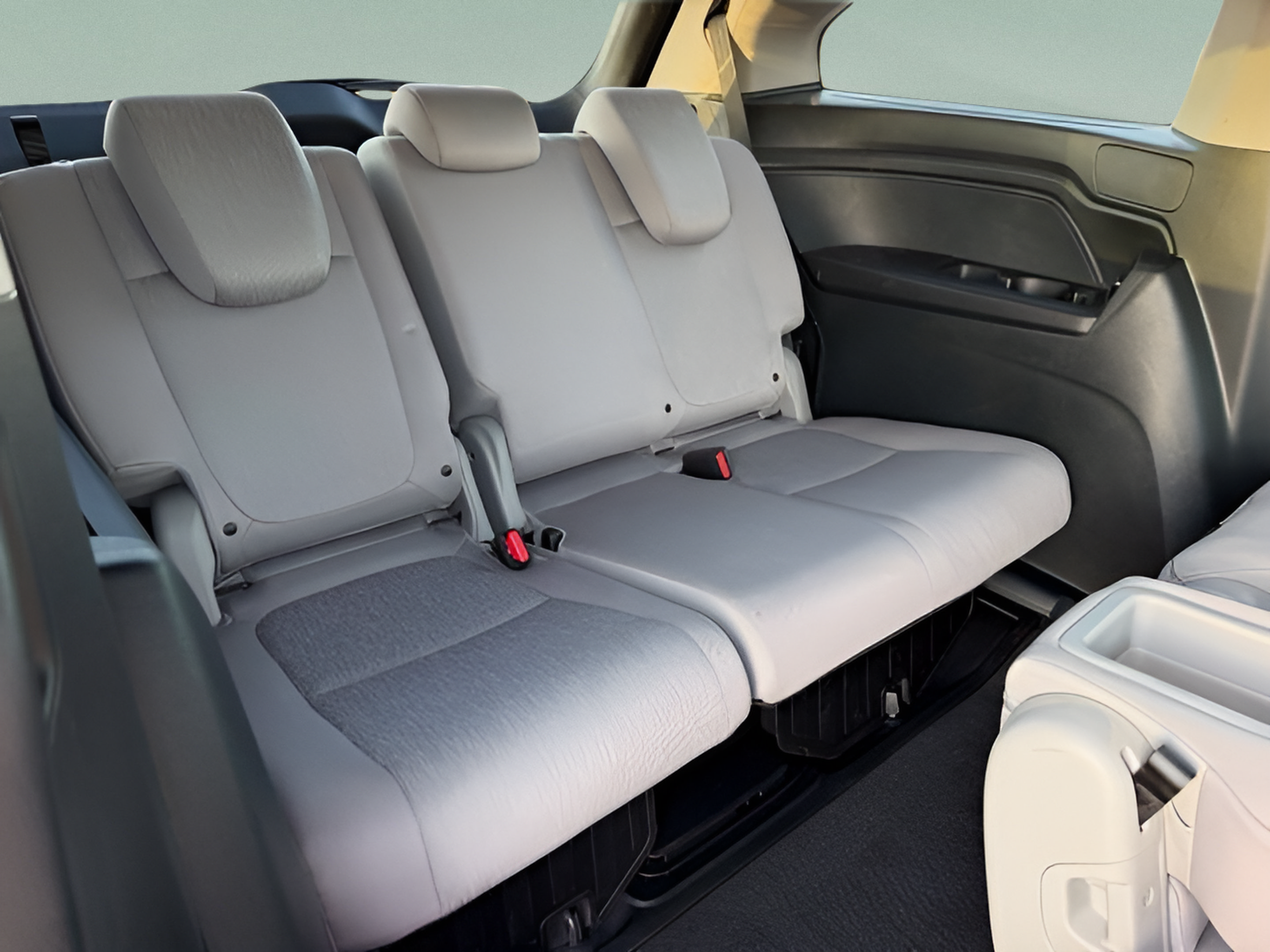 Certified 2024 Honda Odyssey EX image 29