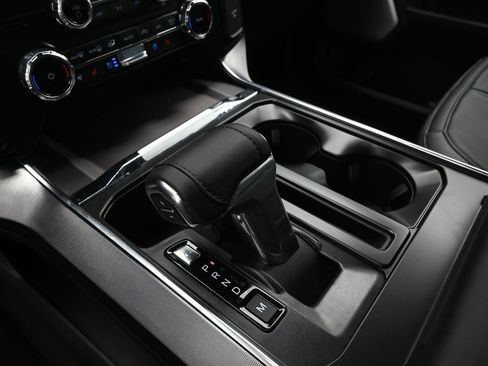 New 2025 Ford F150 Platinum w/ Equipment Group 702A High image 19