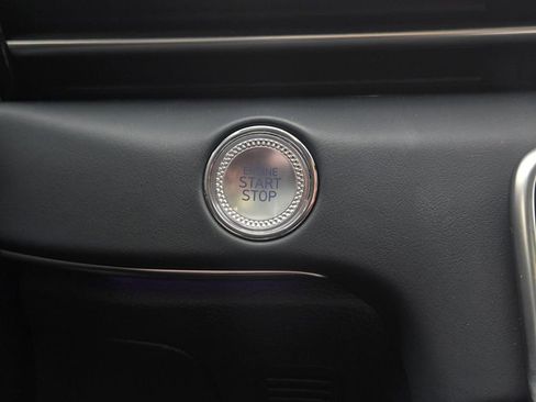 Used 2025 Genesis GV80 3.5T image 14