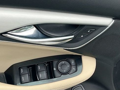 Used 2024 Cadillac CT5 Luxury RWD image 17