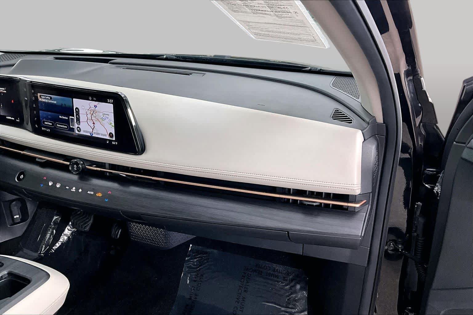 Certified 2023 Nissan Ariya FWD image 18
