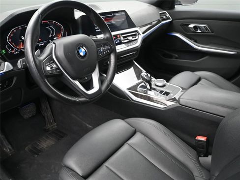 Used 2019 BMW 330i xDrive Sedan w/ Driving Assistance Package image 2